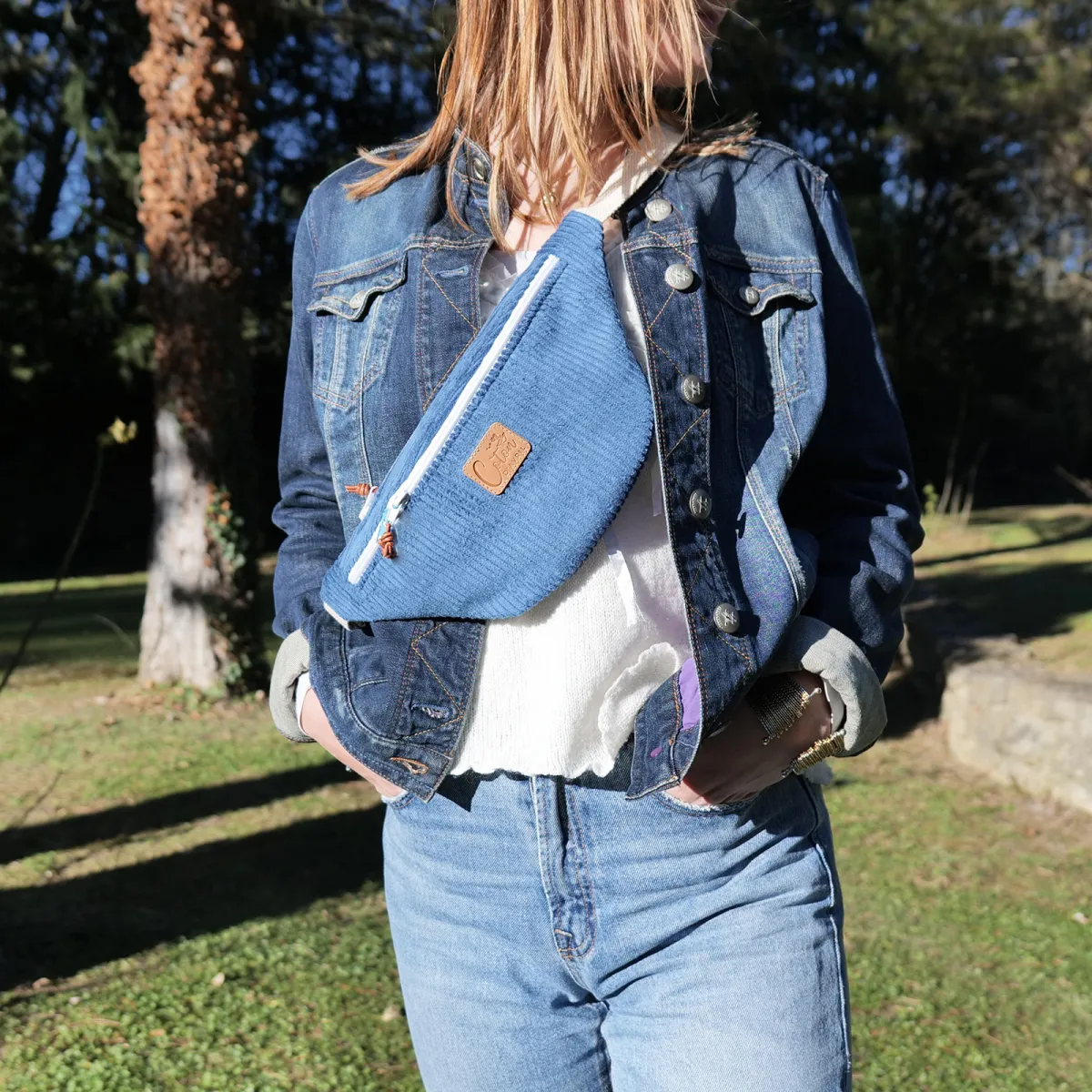 Sac banane Coton d'Avril Melisse Velours bleu