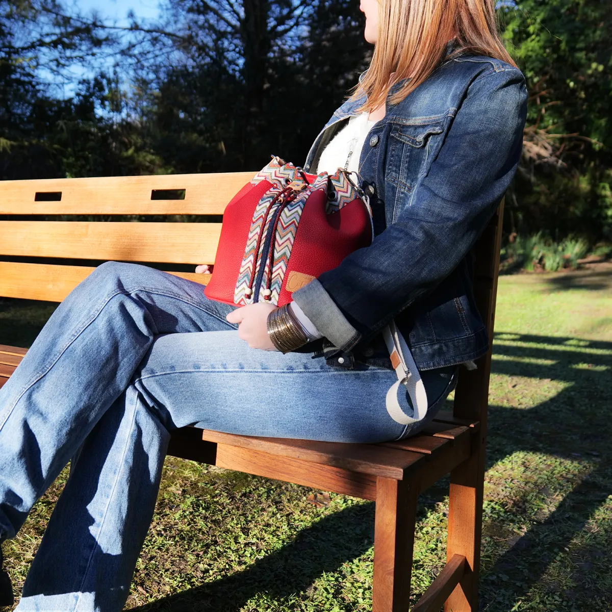 Sac seau Coton d'Avril Angèle cuir rouge