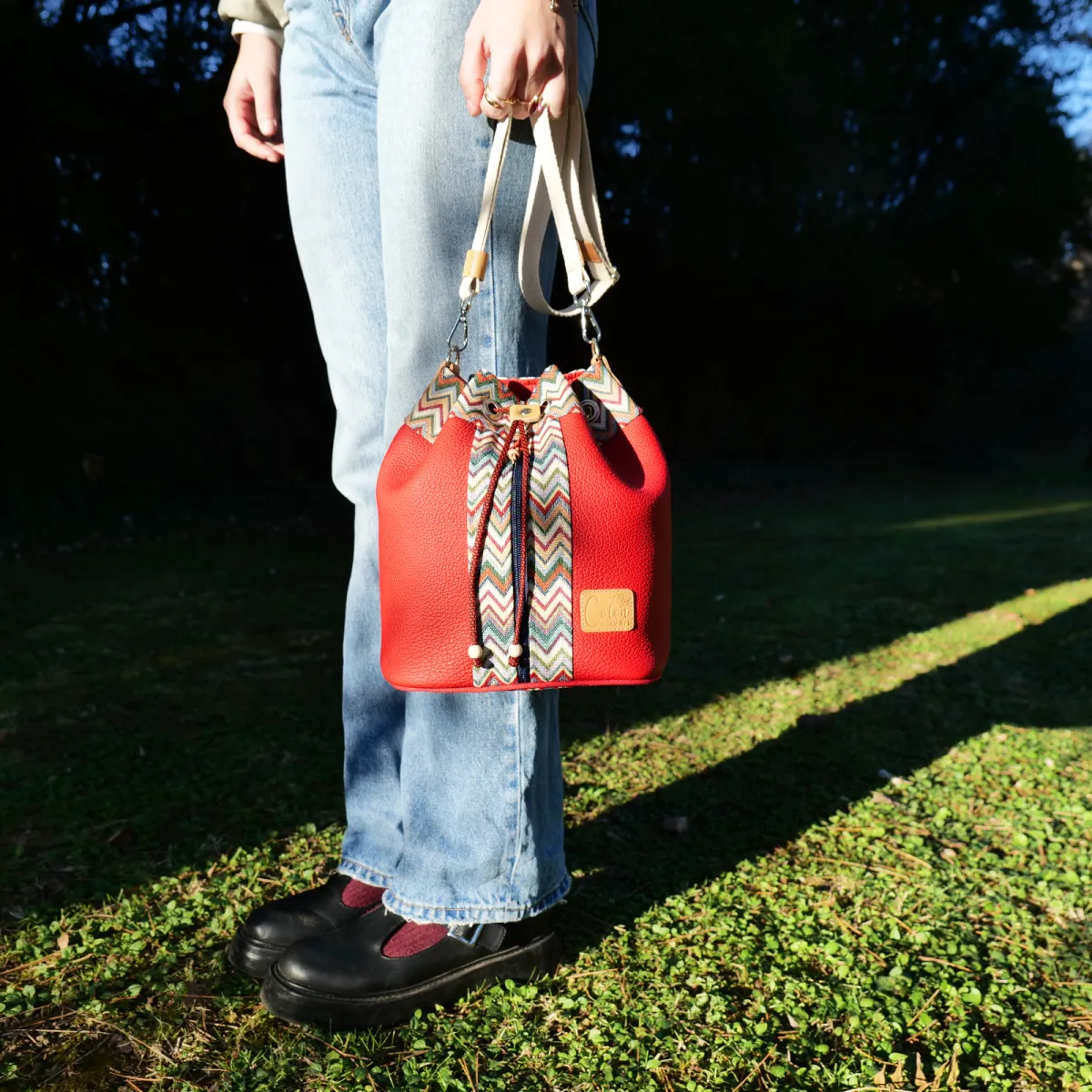 Sac seau Coton d'Avril Angèle cuir rouge