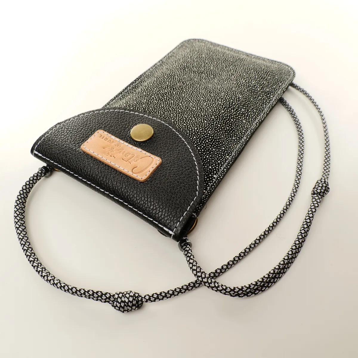 Mini sac pochette téléphone Coton d'Avril ERI Galuchat