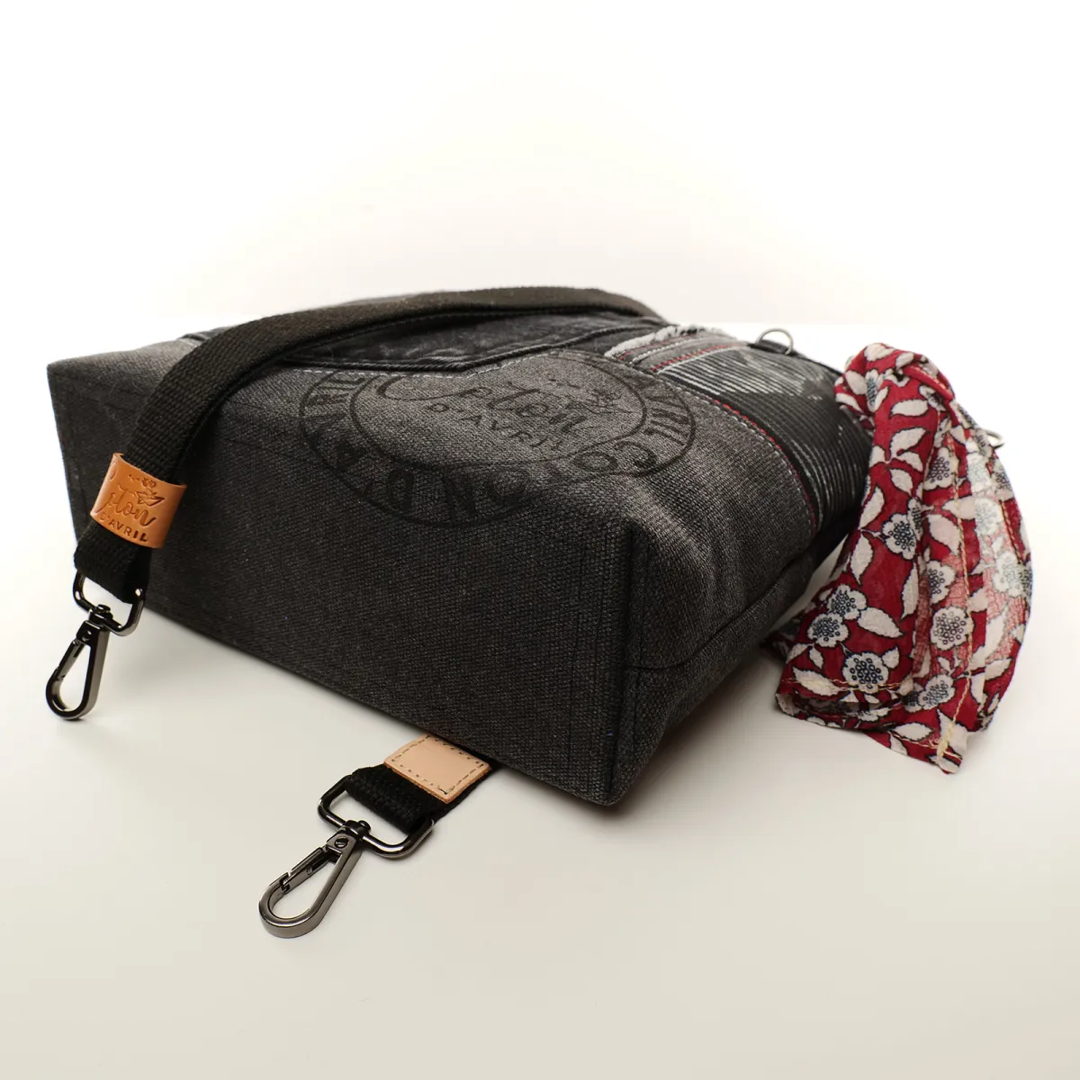Sac à main bandoulière Coton d'Avril BEATRIS Edition Jean carbone rubis