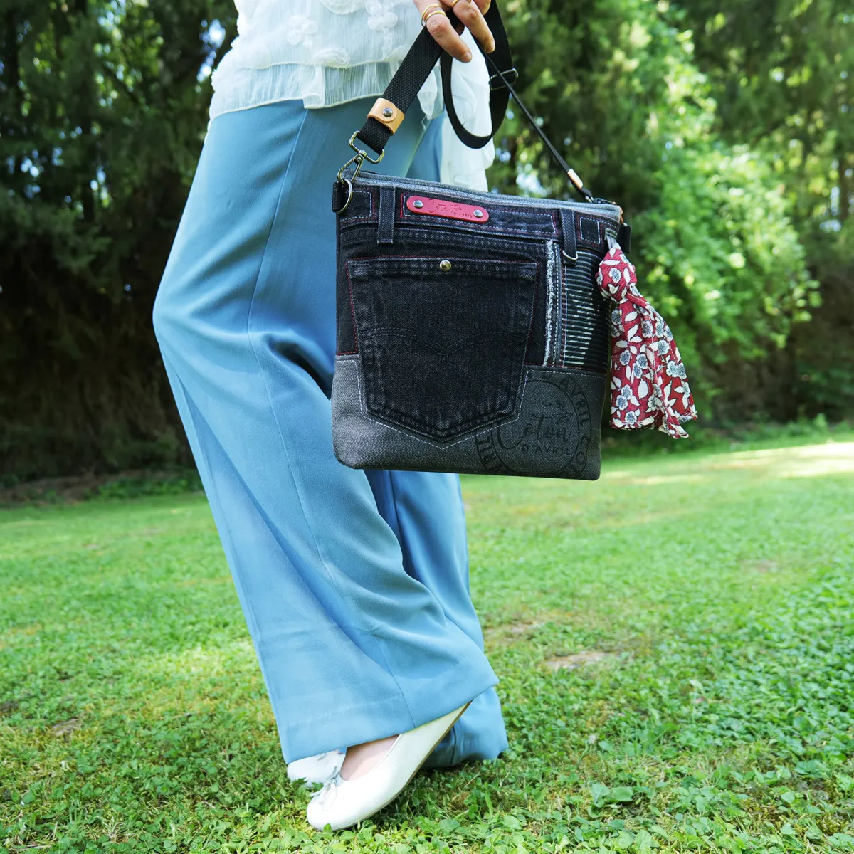 Sac à main bandoulière Coton d'Avril BEATRIS Edition Jean carbone rubis