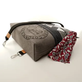 Sac à main bandoulière Coton d'Avril BEATRIS Edition Jean triangles carbone