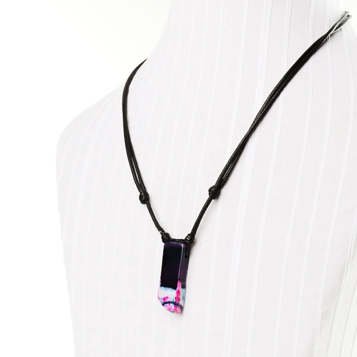 Collier Pierre d'Agate Fuchsia Coton d'Avril