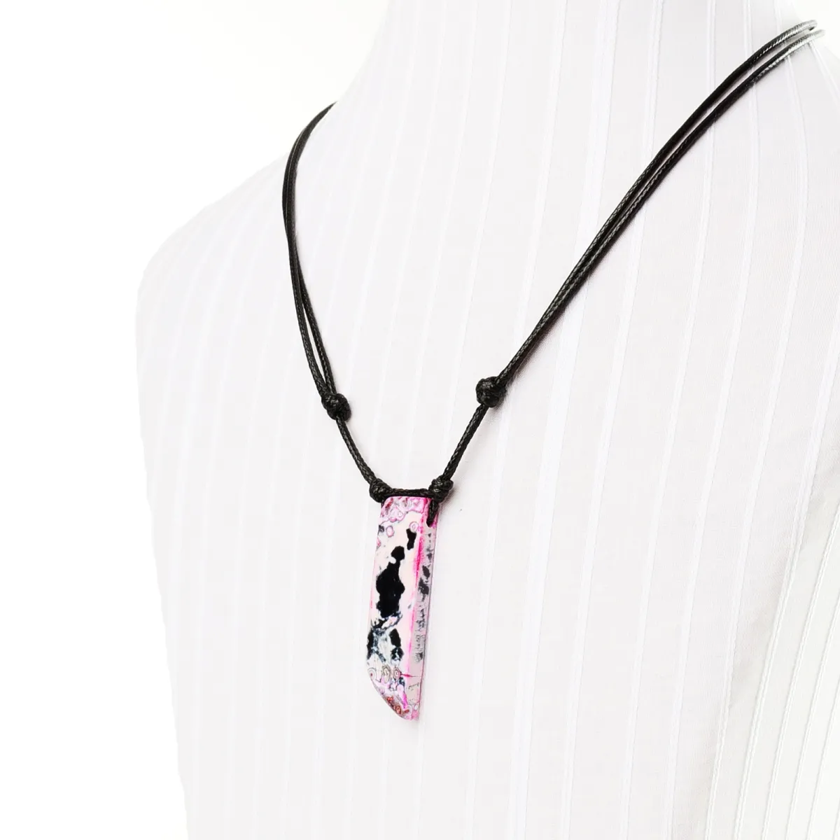 Collier Pierre d'Agate Fuchsia Coton d'Avril