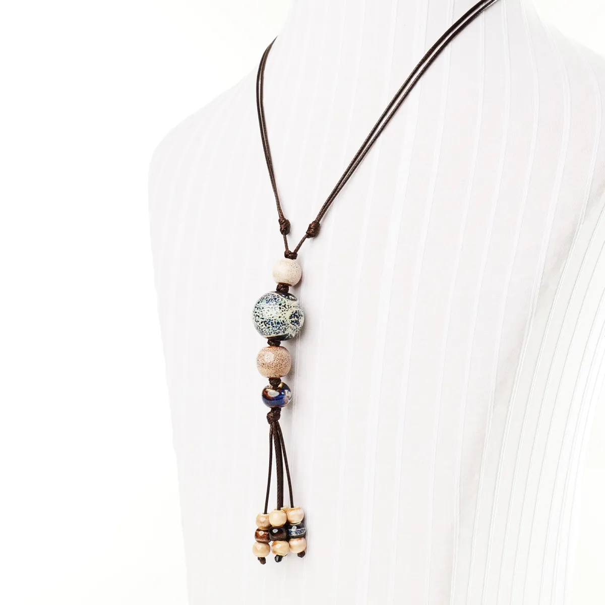 Collier Aigues Brun coton d'avril