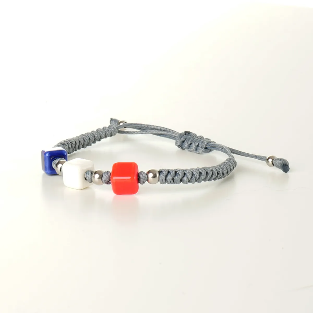 Bracelet coton d'avril Victoire