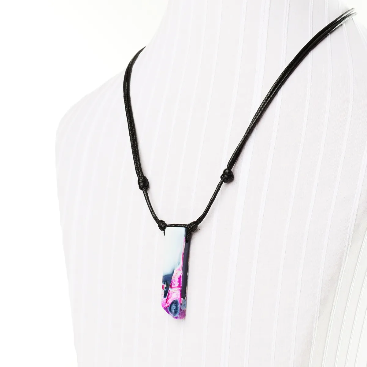 Collier Pierre d'Agate Fuchsia Coton d'Avril