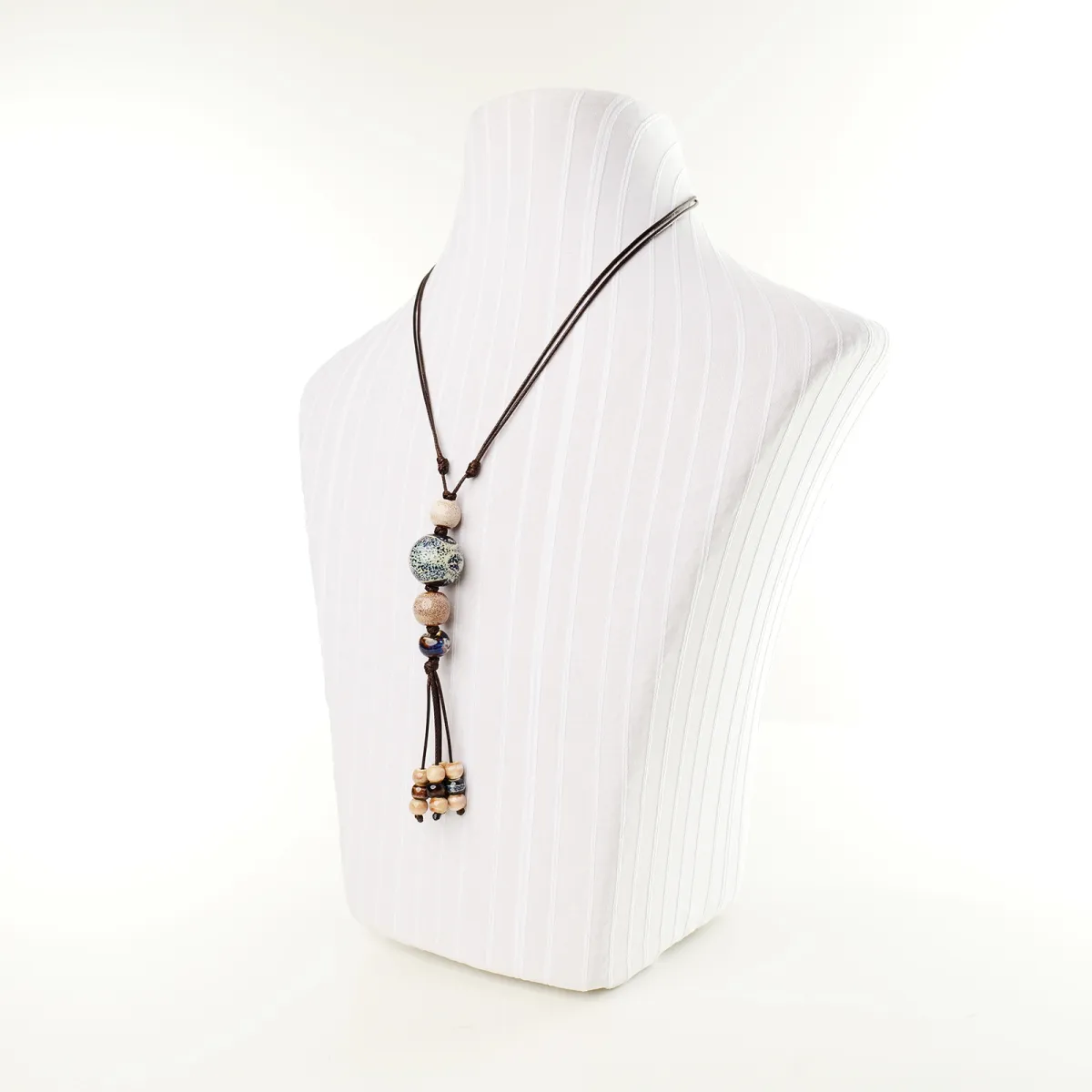 Collier Aigues Brun coton d'avril