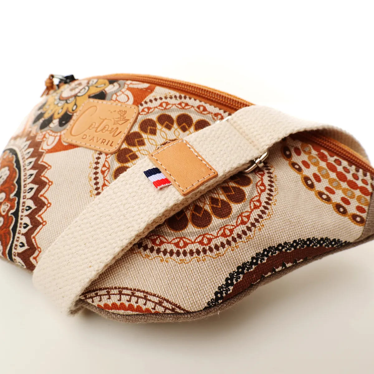 Sac banane Coton d'Avril Melisse Mandala brun