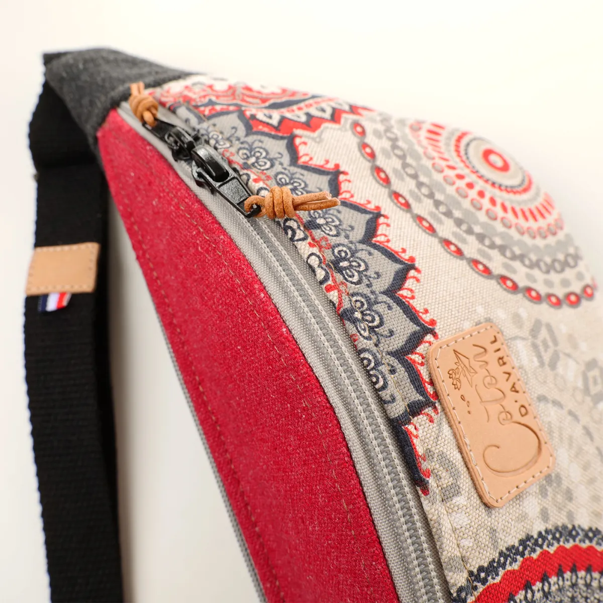 Sac banane Coton d'Avril Melisse Mandala rouge