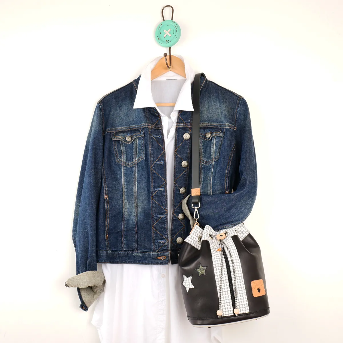 Sac seau Coton d'Avril Angèle Cuir noir